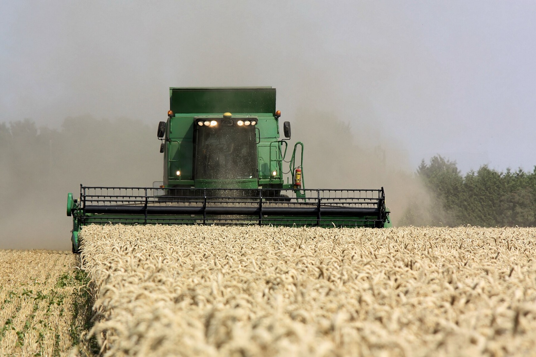 Performance Max for agricultural machinery: settings that stop wasted spend